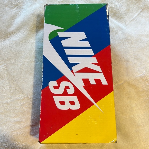 Nike SB High Pro Dunks Passport - SIZE 4.5/6 - Picture 8 of 9